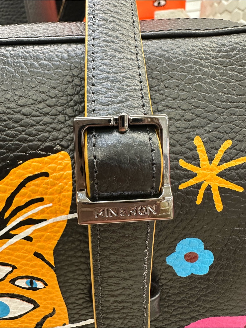 Min & Mon Esther Black Satchel Leather Bag with Multicolor Tiger Print - Picture 3 of 8